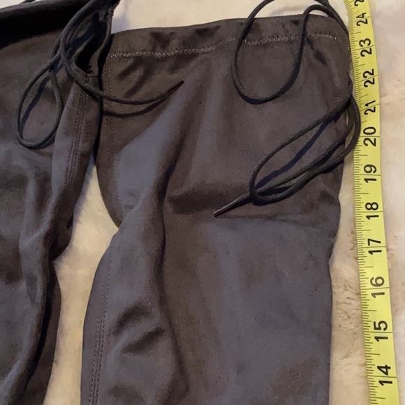 Suede Knee High Boots size 6.5 - Picture 7 of 13